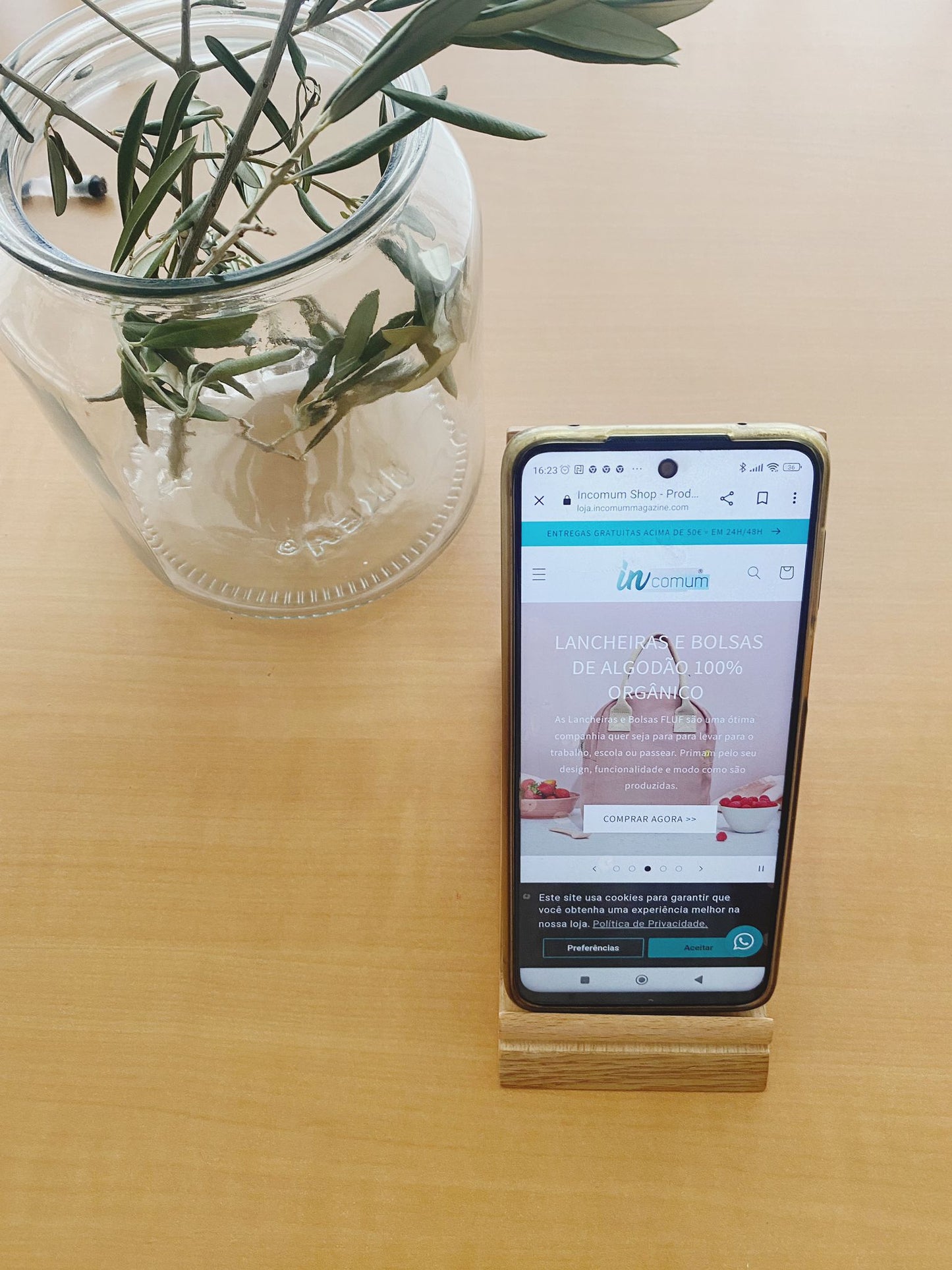 Base de Secretária para Smartphone