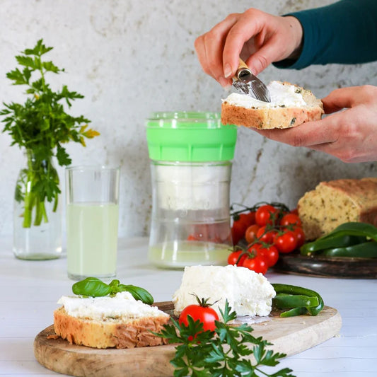 Cheese Maker (Queijo caseiro de kefir)