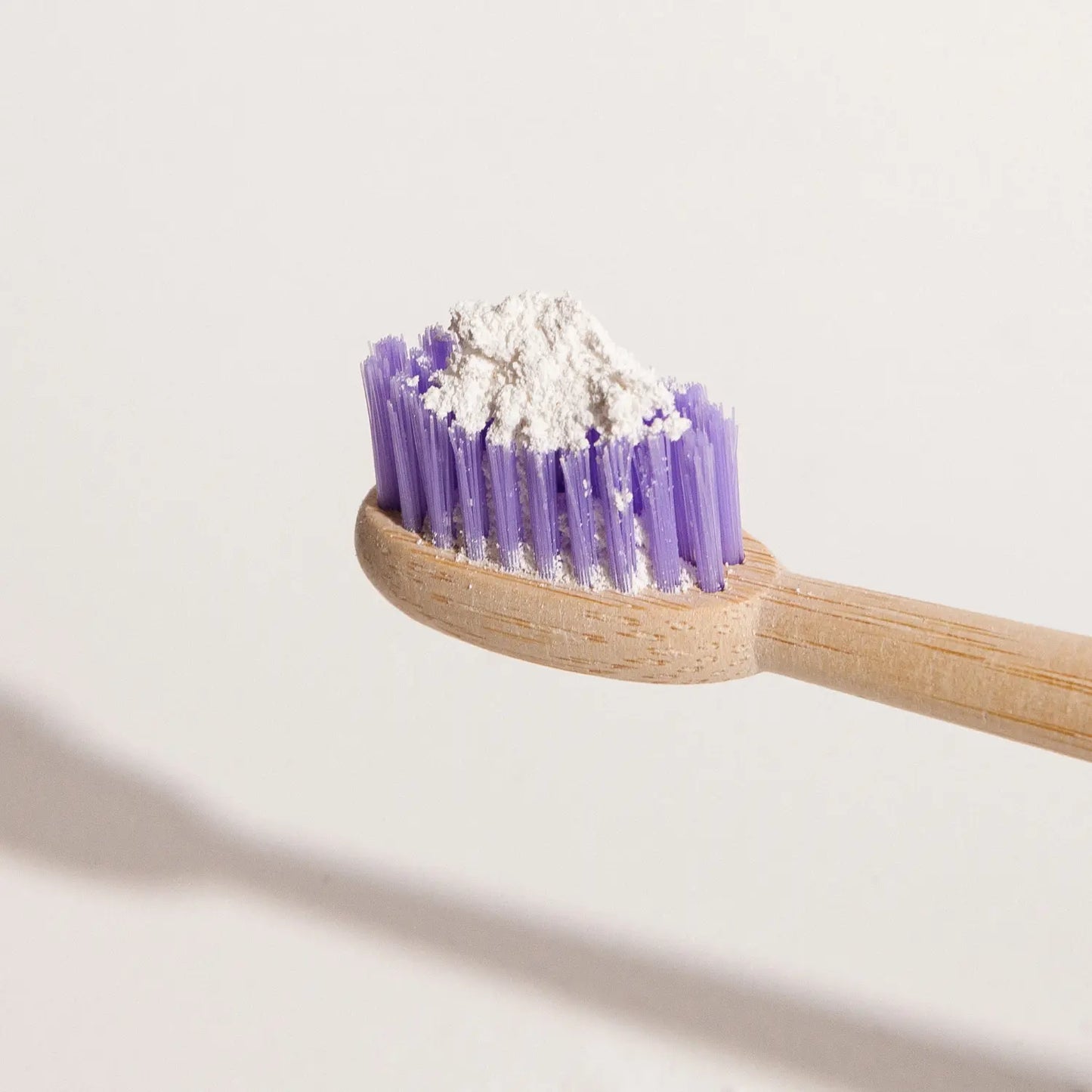 Pasta de Dentes em Pó Natural – Menta | Vegana, Recarregável e Sem Plástico (30g)