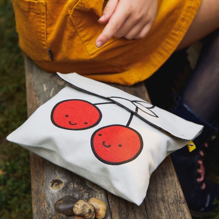 Flip Snack Sack Cherries Red
