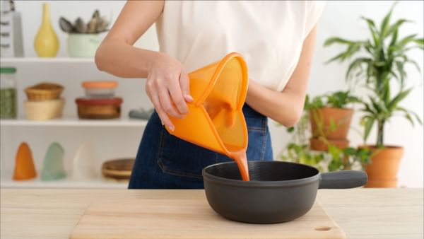 Bolsa para alimentos de silicone - Hugger Bag - Champagne Frost