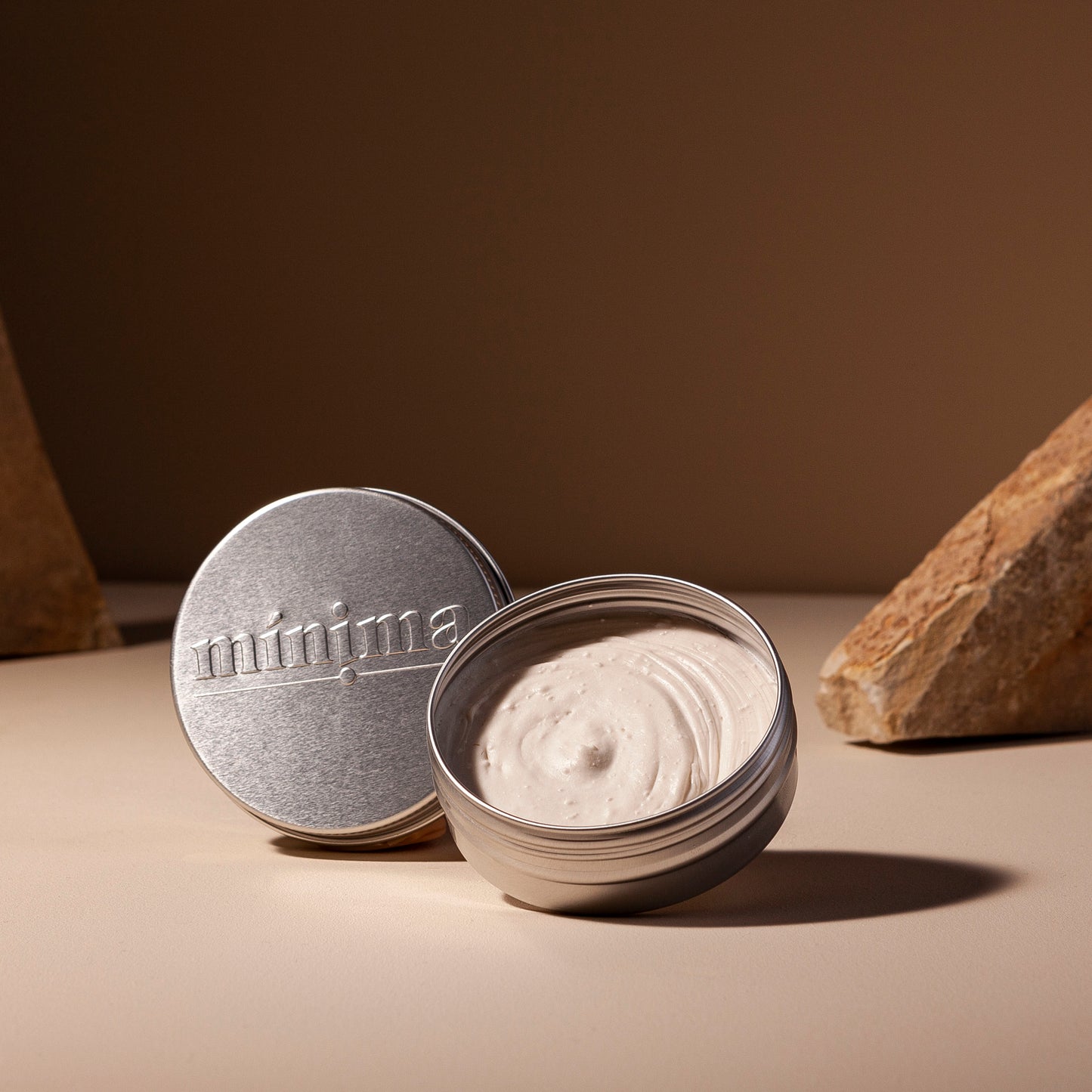 Creme Dentário Orgânico com Hortelã e Ácido Hialurónico – Sem Flúor | Natural, Vegano e Sem Plástico