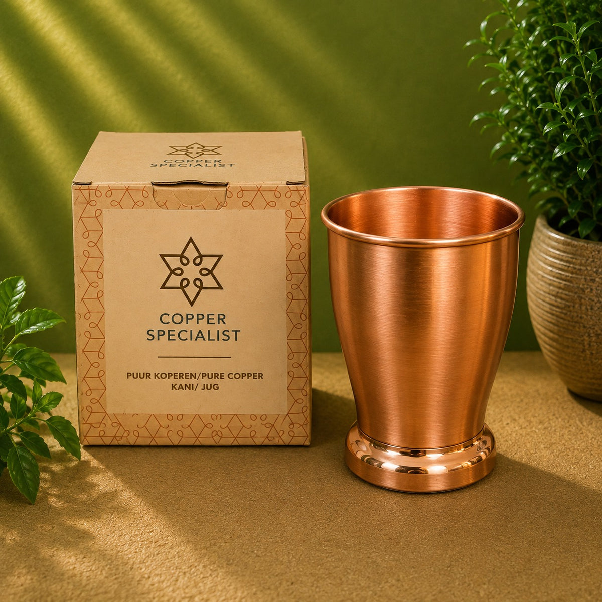 Caneca de Cobre Ayurveda com Pé – Mate Polido 470 ml