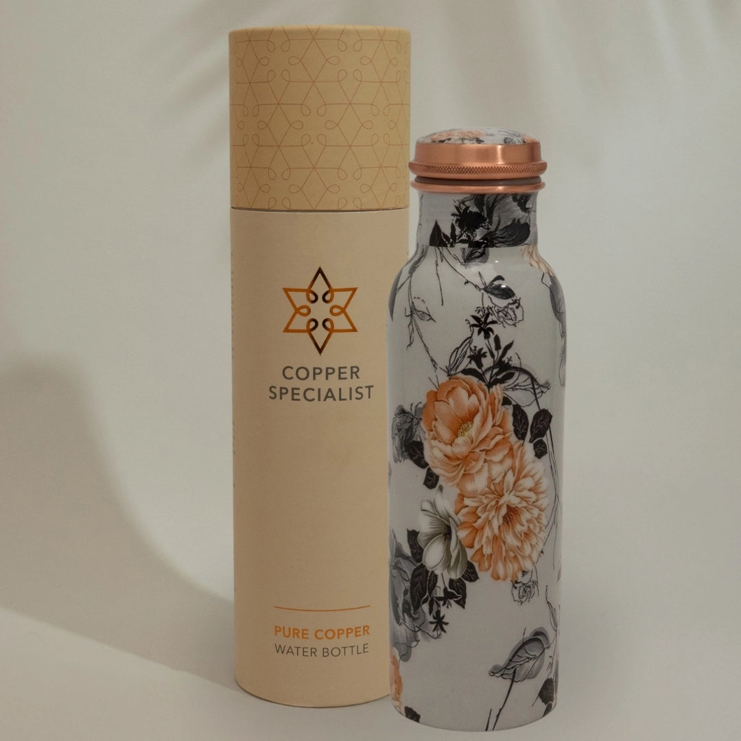 Garrafa de Água em Cobre Puro com Estampa Floral Branca – ± 750 ml